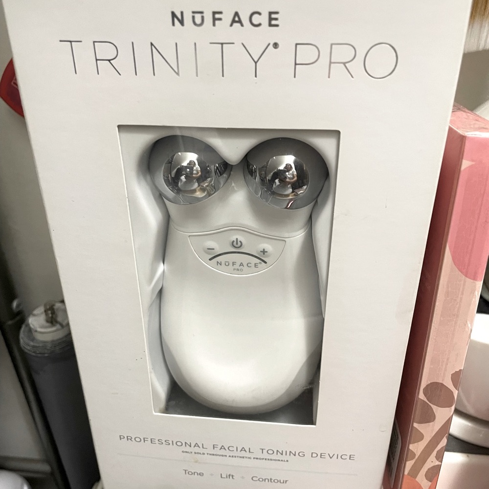 NuFace Trinity PRO - like new